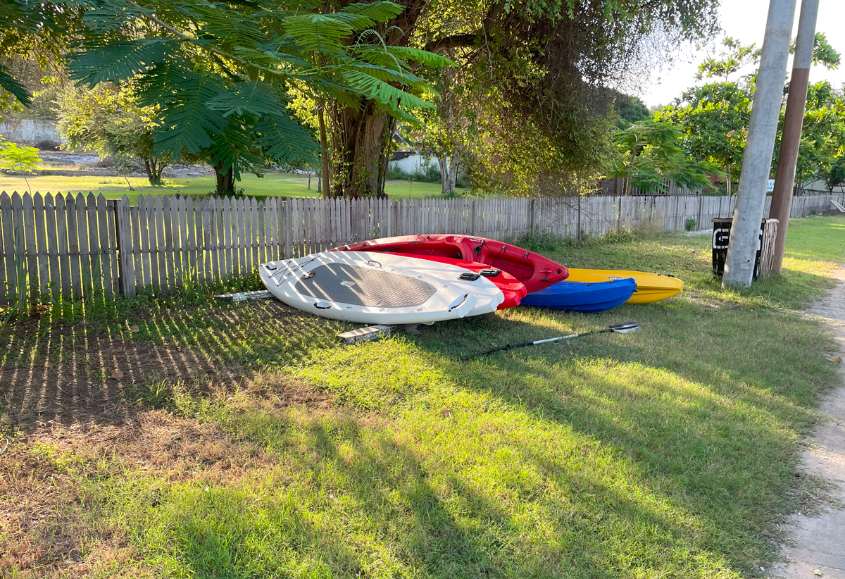 ココモリゾート ギリ グデ 無料サップ&カヌー